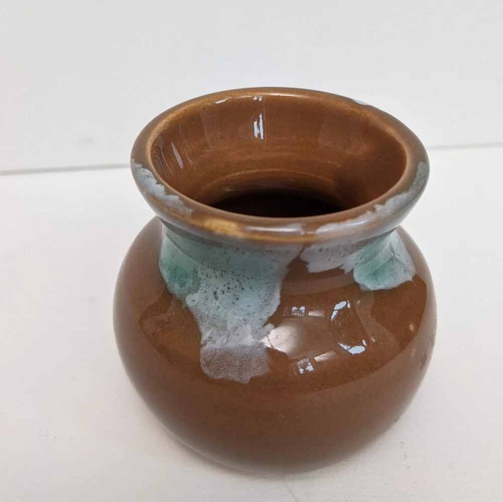 LAST CHANCE! Small Handmade Brown/Seafoam Glazed Short Vase - Picture 3 of 5